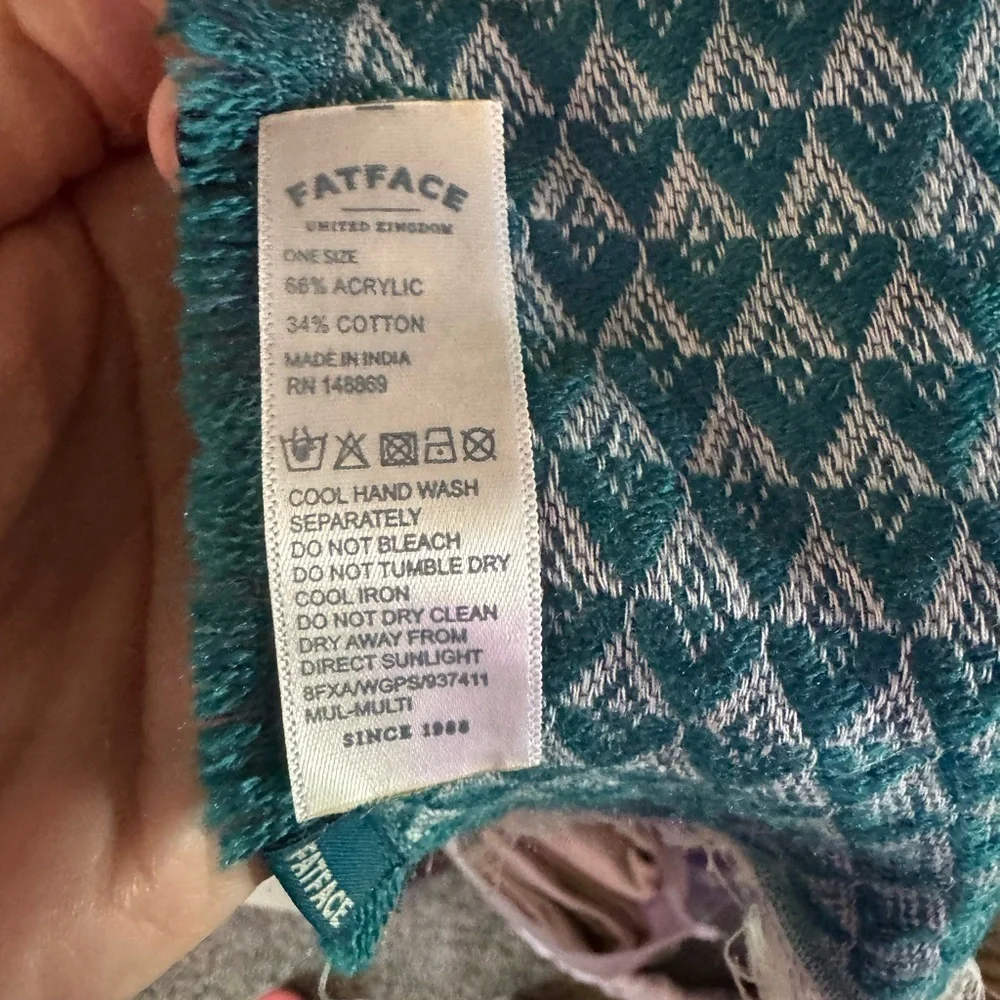 FatFace Scarf new without tags